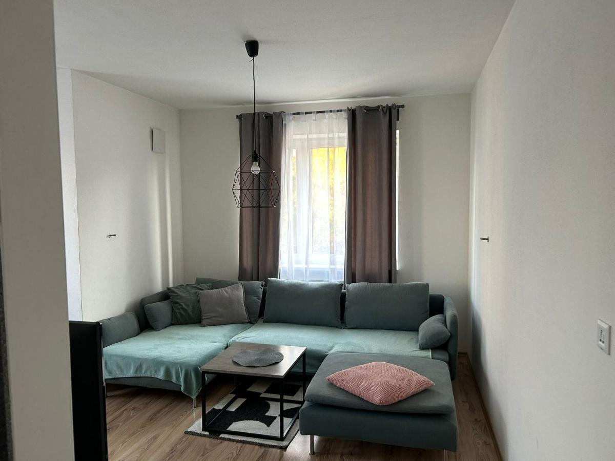 Apartman "Dunaj" Private Parking - Klimatizacia Шаморін Екстер'єр фото